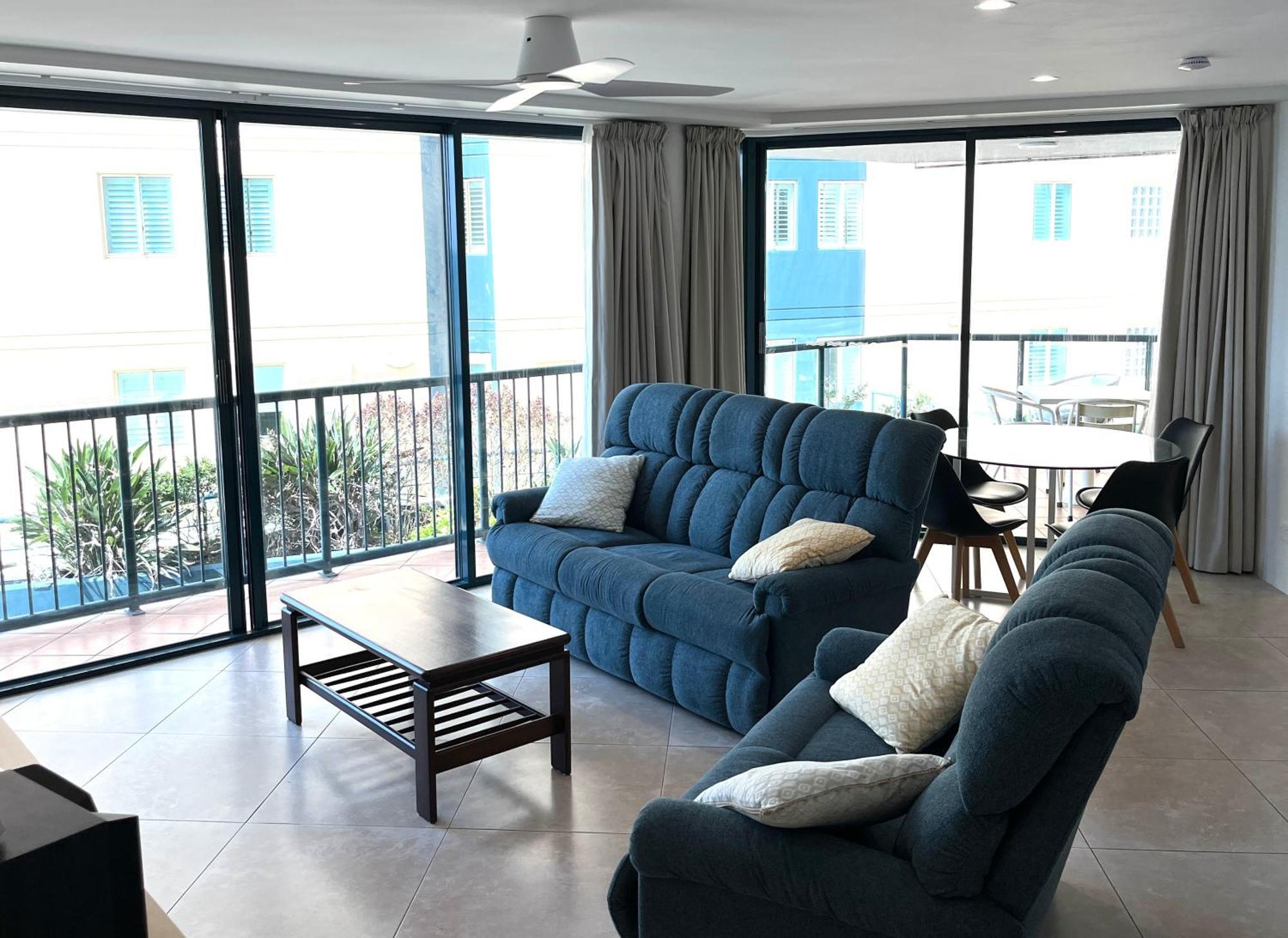 Oceanview One-bedroom Retreat In The Peninsular Apartment *